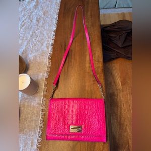 Kate spade hot pink alligator-style crossbody purse